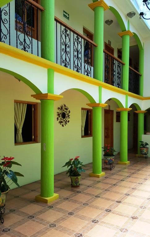 Hotel Posada Las Rosas San Cristobal de las Casas Luaran gambar