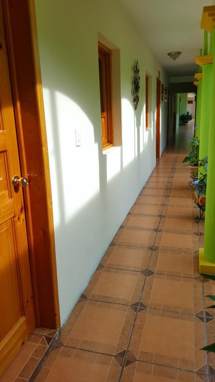 Hotel Posada Las Rosas San Cristobal de las Casas Luaran gambar